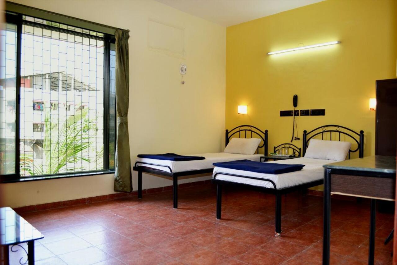 Hotel Royal Hills Pune Zewnętrze zdjęcie