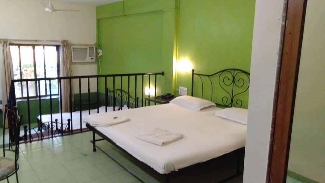Hotel Royal Hills Pune Zewnętrze zdjęcie
